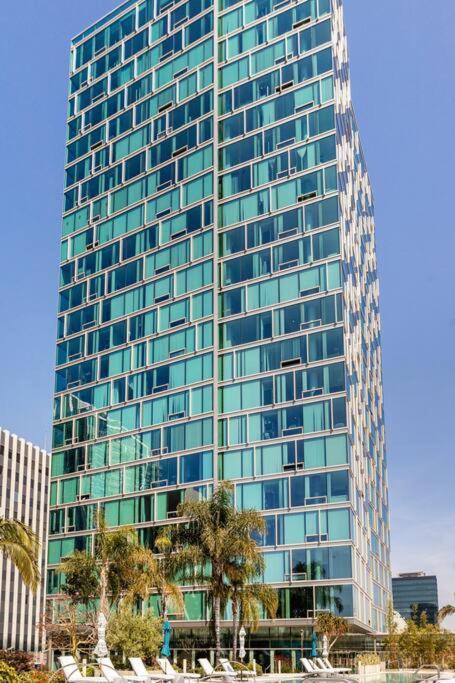 Apartament Lovely Upscale High Rise Private Parking & Pool Los Angeles Zewnętrze zdjęcie