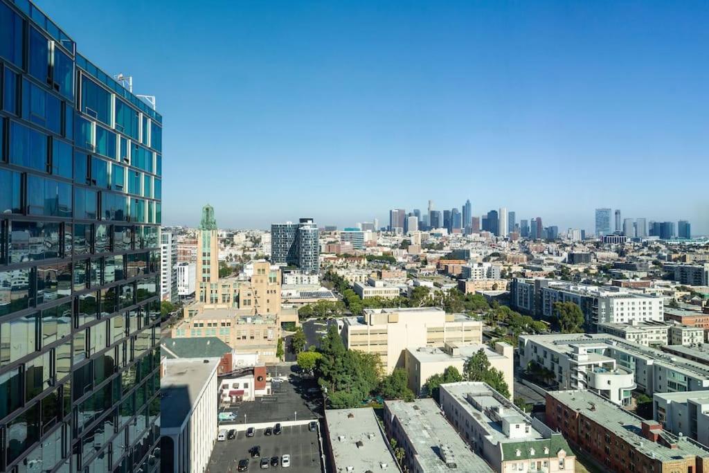Apartament Lovely Upscale High Rise Private Parking & Pool Los Angeles Zewnętrze zdjęcie